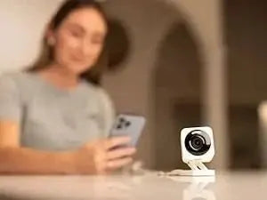 Wyze Cam V4 - 2.5K QHD Indoor Outdoor Camera With Motion Spotlight - stepyours.com